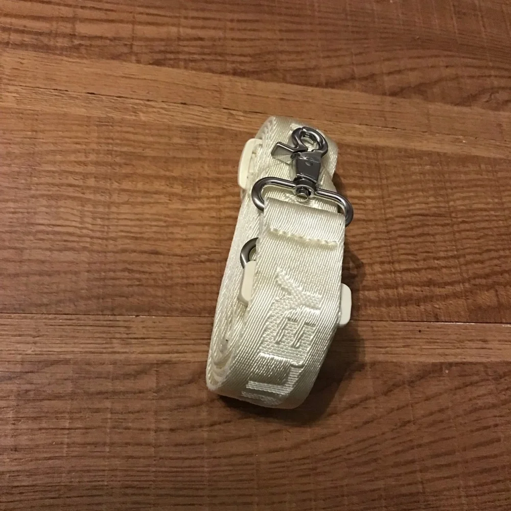 Stanley Cream Strap - Picture 3 of 4
